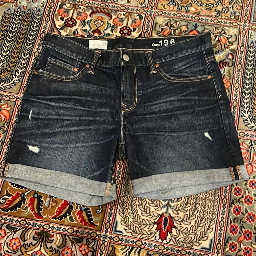 Gap sexy boyfriend shorts